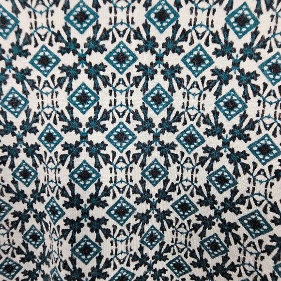 J. Jill Wearever Collection Teal Blue Geometric Print Blouse Size L - Picture 4 of 9